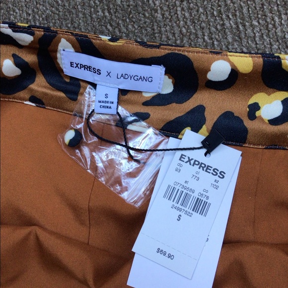 Express midi skirt - Picture 3 of 4